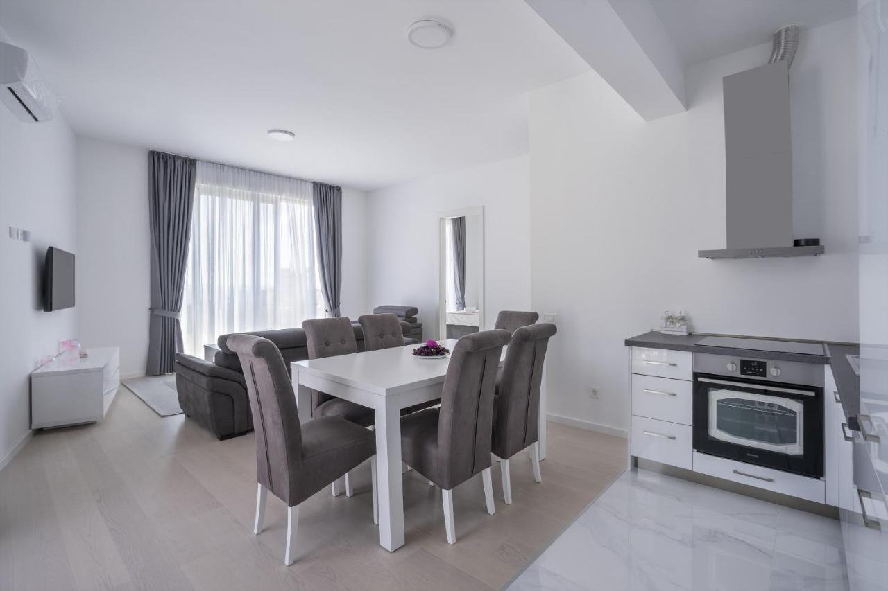 Montesun Apartments Becici Boreti Exterior foto